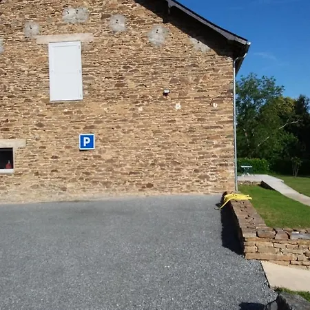Holiday home L'hortensia Bleu Saint-Cyr-Les-Champagnes